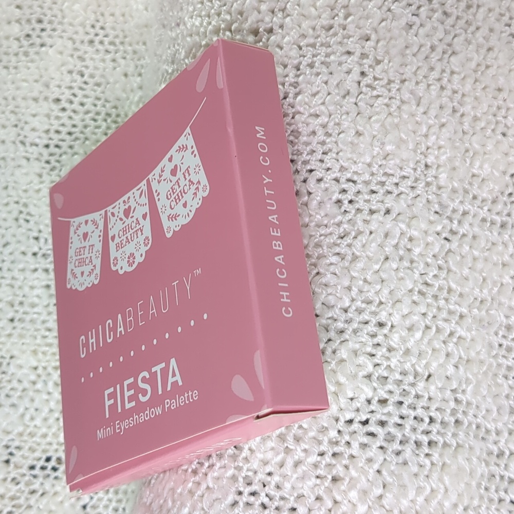 Chica Beauty FIESTA Mini-9 Eyeshadow Palette, 6.0g/0.21oz - Picture 12 of 14